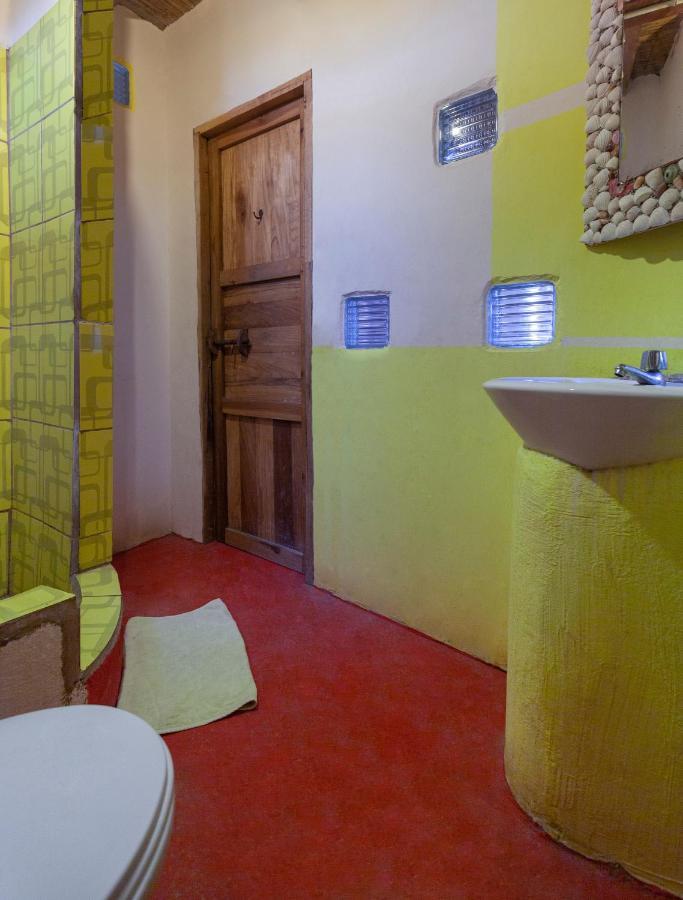 La Casa Mompiche Otel Dış mekan fotoğraf