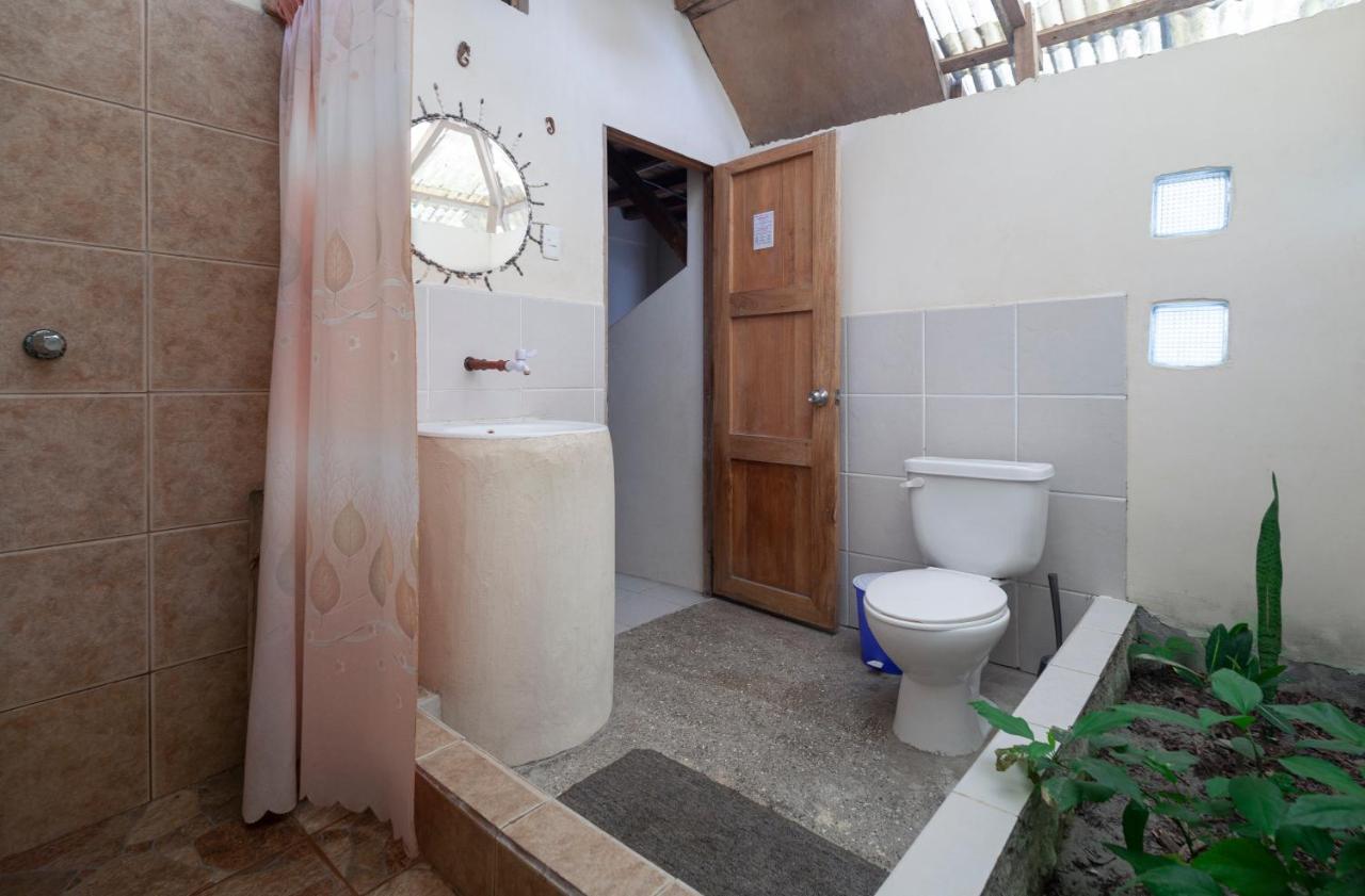 La Casa Mompiche Otel Dış mekan fotoğraf