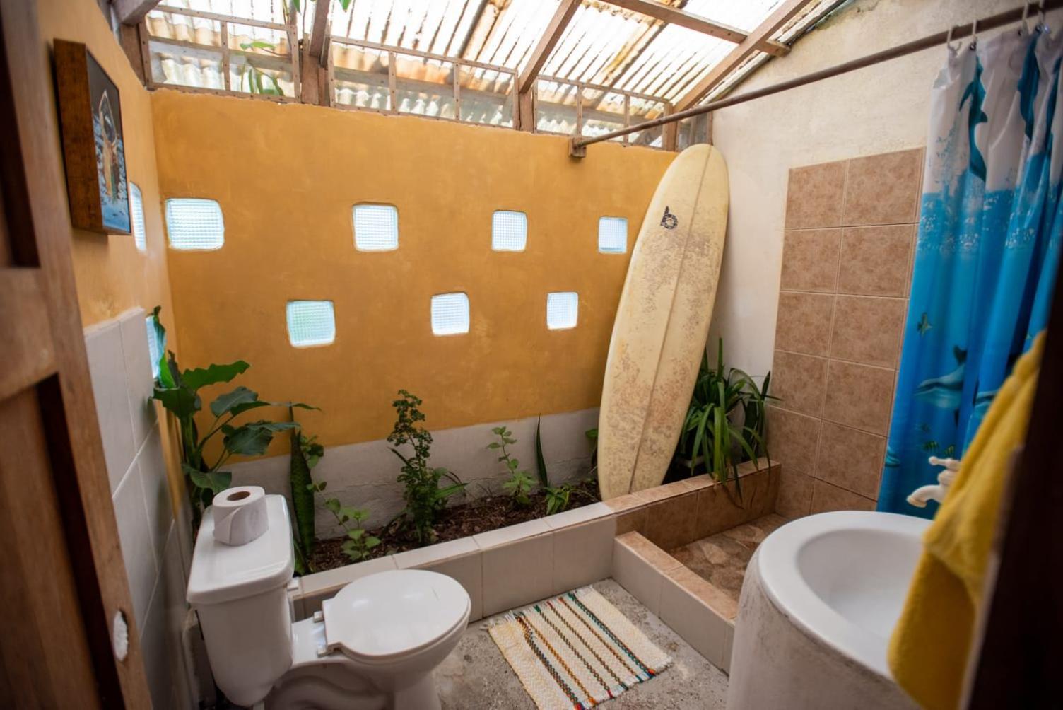 La Casa Mompiche Otel Dış mekan fotoğraf